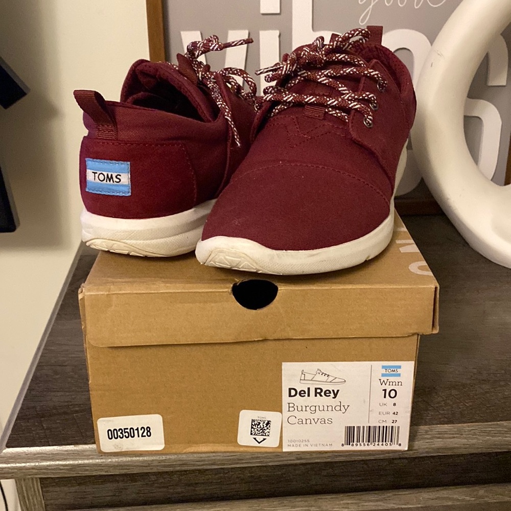 Del Rey Burgundy Canvas Women Tom’s